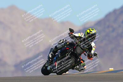 media/Oct-01-2023-SoCal Trackdays (Sun) [[4c570cc352]]/Turn 9 Set 1 (950am)/